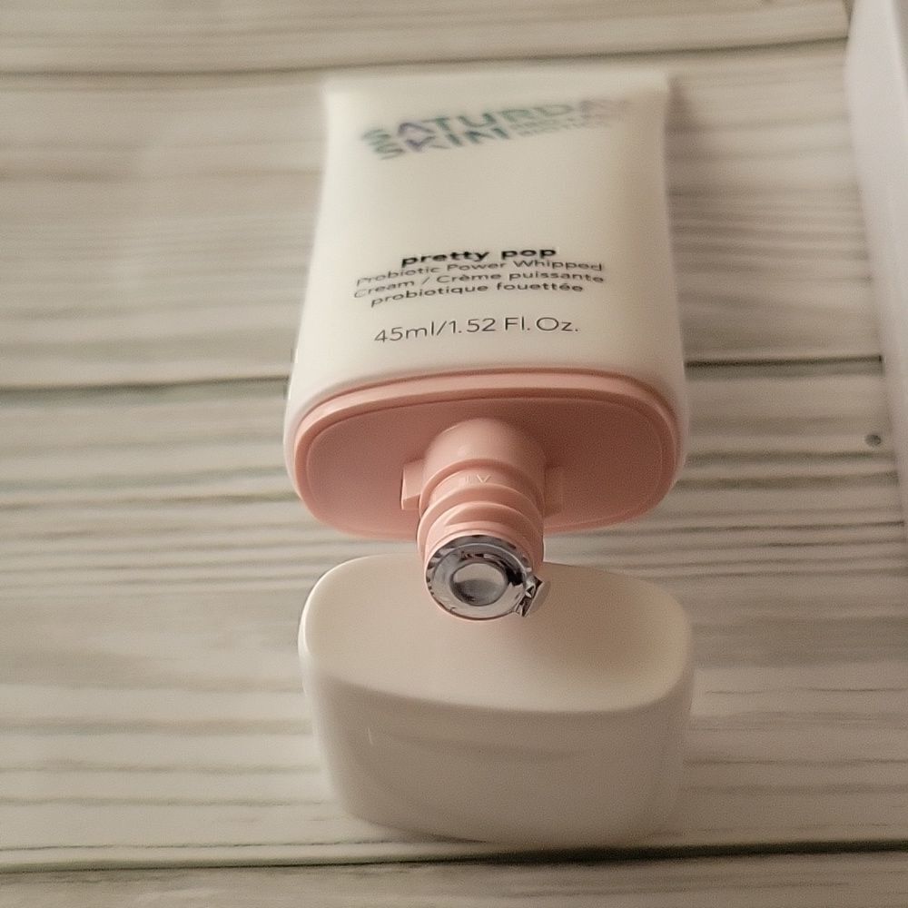 Saturday Skin Pretty Pop Probiotic Power Whipped Cream - Picture 8 of 8